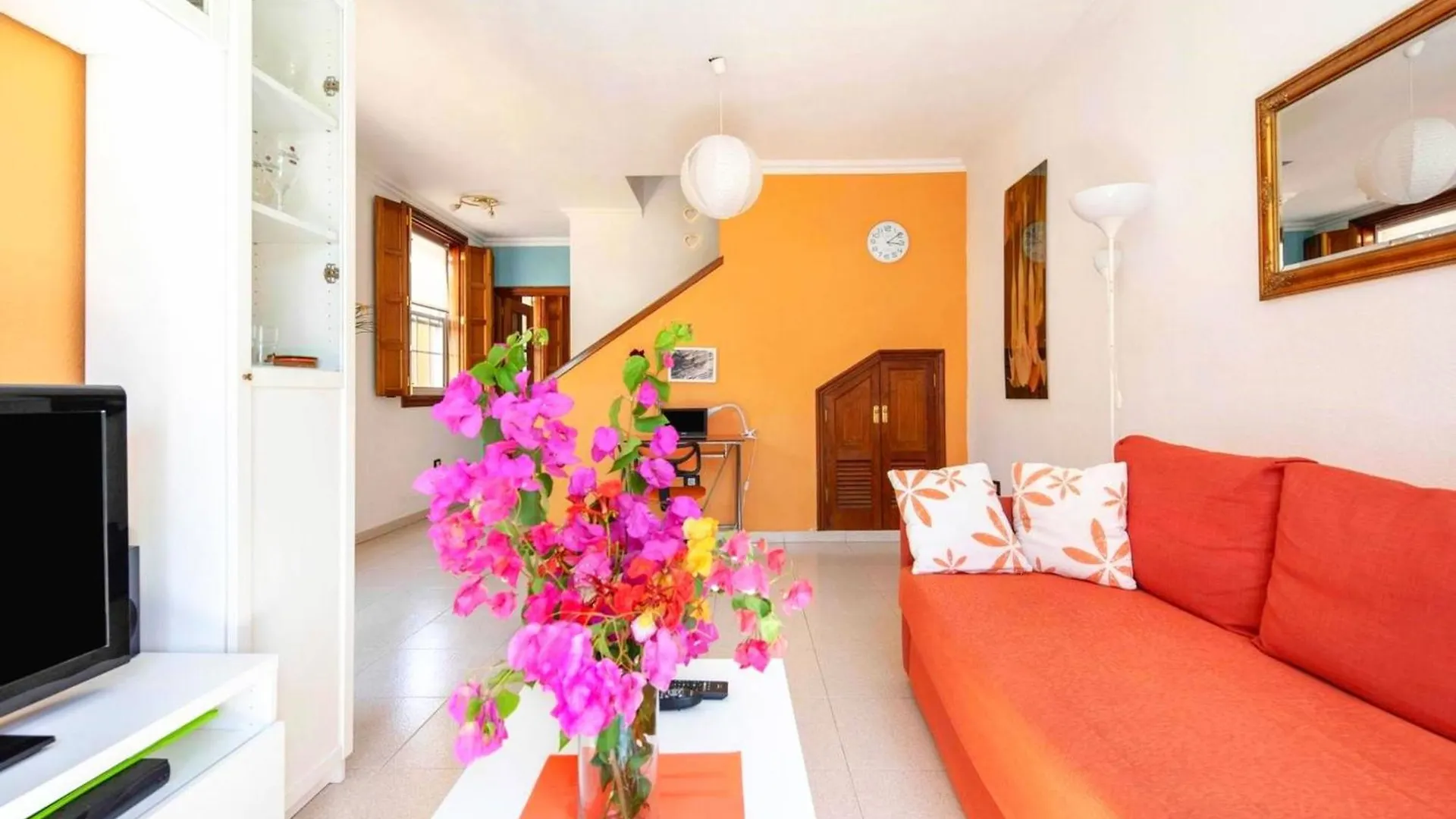 Сasa de vacaciones Casa Golfin - Colorful House With Large Terrace In The Sunny South España