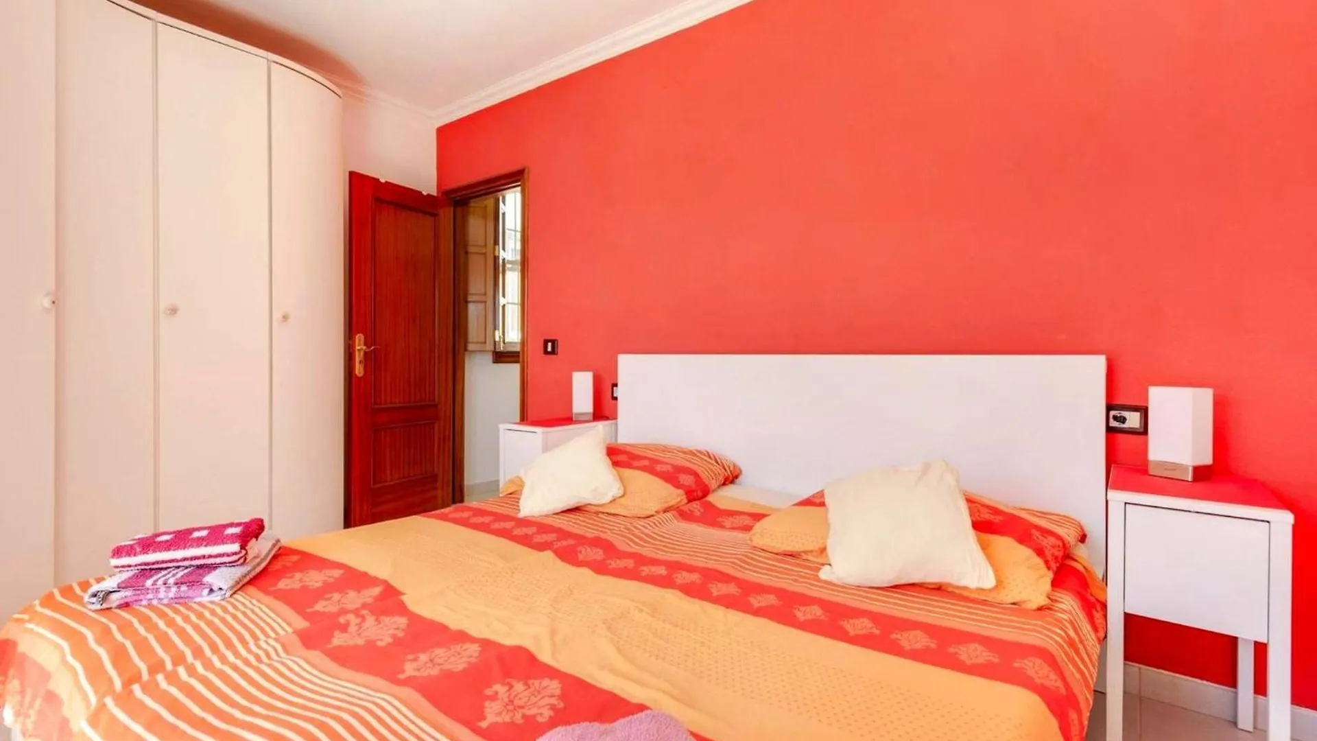 Casa Golfin - Colorful House With Large Terrace In The Sunny South Arona (Tenerife)